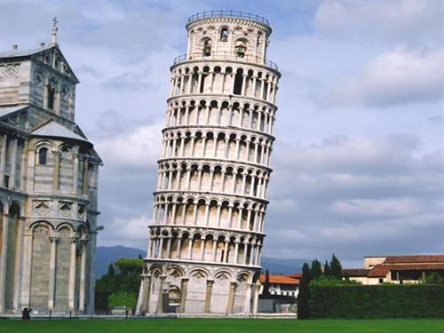 Tower of Pisa August 9   August 15: Codes, Colors and Magnets, Missourians, and yet another Annie!